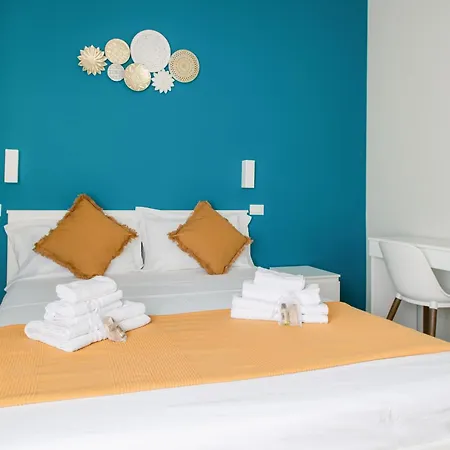 Oberdan & Charm - Elegant * Bari