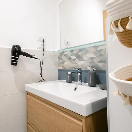 Oberdan & Charm - Elegant Bari